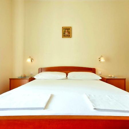 Apartment Danica Хвар Экстерьер фото