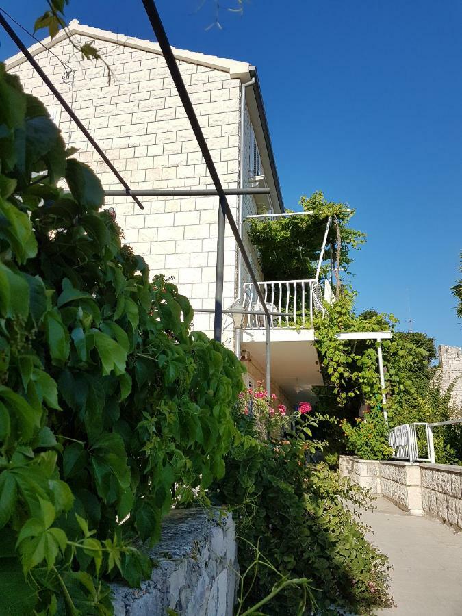 Apartment Danica Хвар Экстерьер фото
